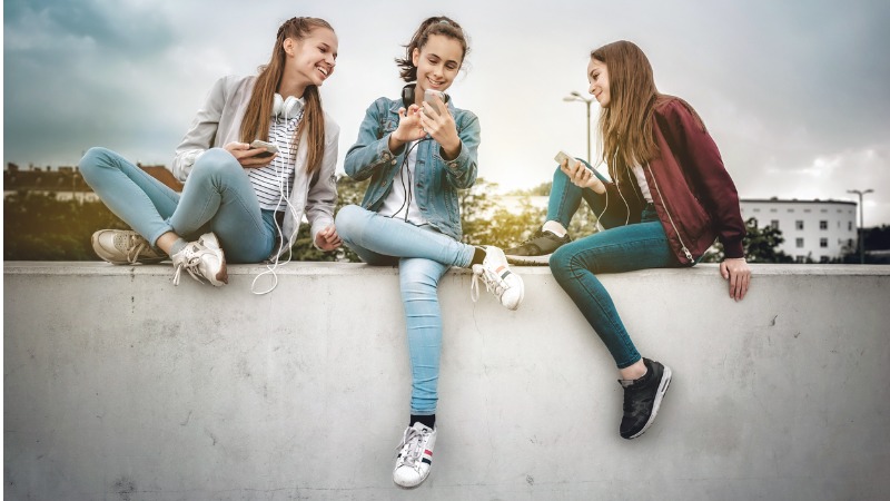  le bon smartphone pour mon enfant pour la rentrée scolaire